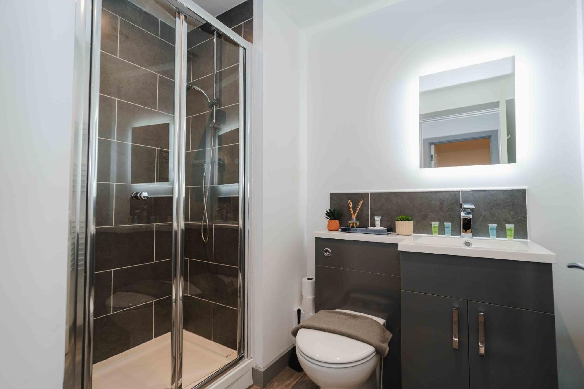 Stunning Luxury Stay By Vichy Kingston upon Hull Buitenkant foto